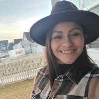 Carol Lisbeth Briones Rosales Email & Phone Number