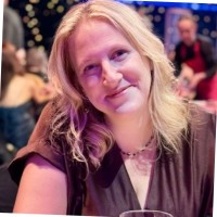 Sophie Lindsey Email