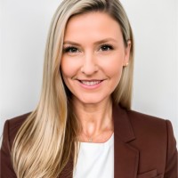 Lindsey Trotter Email & Phone Number