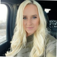 Pekin Insurance Employee Lindsey vander Wiel's profile photo