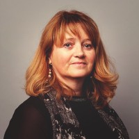 Exec Avenue Employee Véronique Chauvin's profile photo