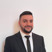Yvroud Employee Ismael Alilou's profile photo