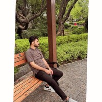 Advice Local Employee Naveed Expert's profile photo