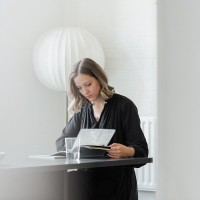 Dezeen Employee Clara Finnigan's profile photo