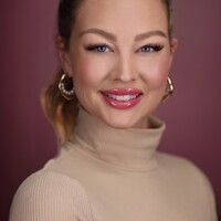 Leah Stuckman Email & Phone Number