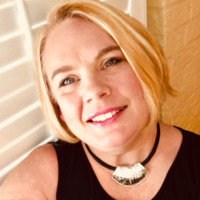 Dori Smith Email & Phone Number