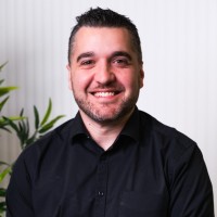 Chris Bakopoulos Email
