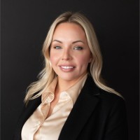 Berkshire Hathaway HomeServices Stouffer Realty Employee Lisa Williams's profile photo