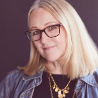 Lucy Lee Email & Phone Number