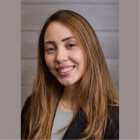 Daniela Calderón Email