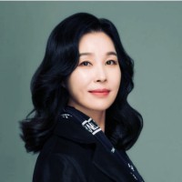 Emma Lee Email