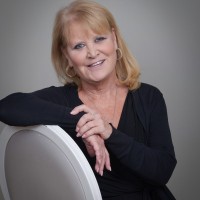 Weichert Companies Employee Susan Wardrop's profile photo