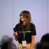 Flora Giannone Email