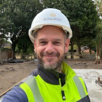 Duncan MacPherson Email