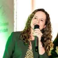 Juliana Martinelli Email & Phone Number