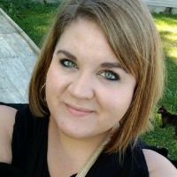 Elizabeth Small Email