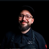 Holy Cow! Gourmet Burger Co. Employee Julien Girardot's profile photo