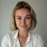 Lea Becker Email