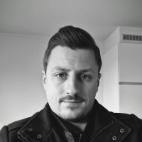 Robin Vandaele Email