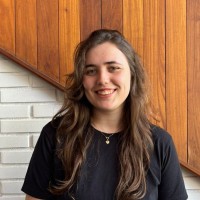 Helena Deschamps Email