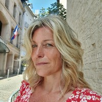 Sophie Dumas Email & Phone Number