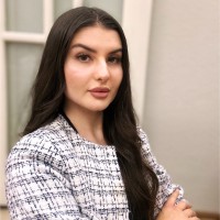 Bianka Szesze Email
