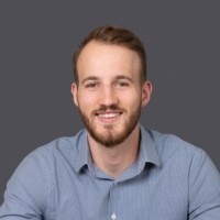 Lukas F. Email