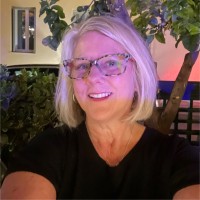 Leigh Etters Email & Phone Number