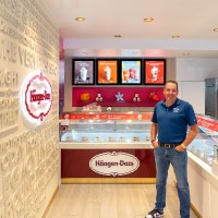 Häagen-Dazs Shops Employee Adam Hanson's profile photo