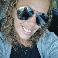 Justine Benz Email