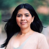 Cinthia Steele Email