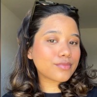 Raphaela Vitor Email