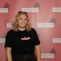 Change Please Employee Rebecca Benham's profile photo