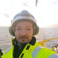 Robert Munteanu Email