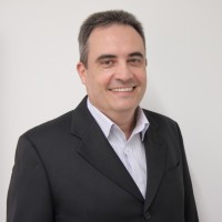 Carlos Eduardo Corrêa Coimbra Email
