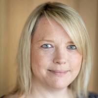 Faye Hollingdale Email & Phone Number
