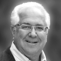Rosenberg & Associates Employee Les Rosenberg's profile photo