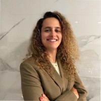 Mariana Vasconcelos Email