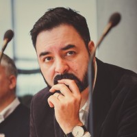 Kayu Orellana Email