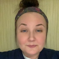 Laura Oakes Email