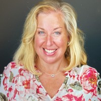 She Finances Freedom Employee Suzanne Gendron's profile photo