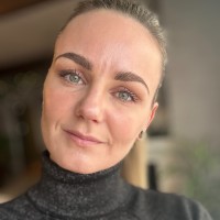 Linn Feyling Email