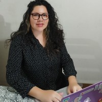 Daniela Contreras Email