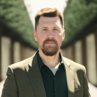 Eric Claussen Email & Phone Number