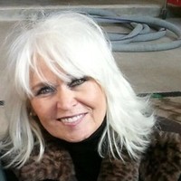 Verizon Employee Sandy Milner.'s profile photo
