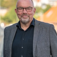 Jens Mølby Email