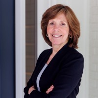 Northside Realty Inc. Employee Lois Magee's profile photo