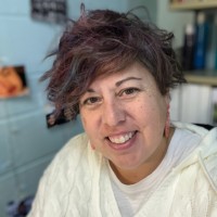 Stephanie Holloway Email & Phone Number