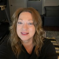 Sandra Hood Email & Phone Number