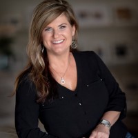 Crystal Robertson Email & Phone Number